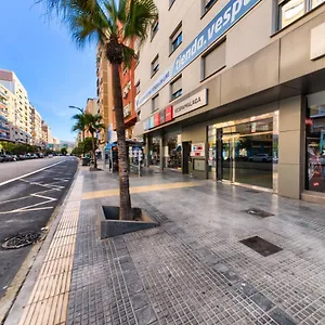 Holidays2malaga Salitre Cerca Estacion Ave & Fibra Wifi Malaga