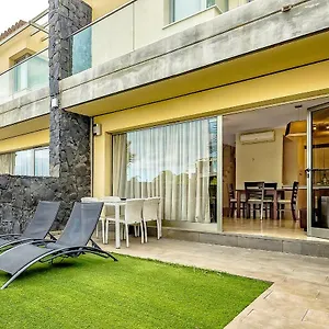 https://townhouse-2-bedrooms-on-the-first-line.in-canary-islands.com
